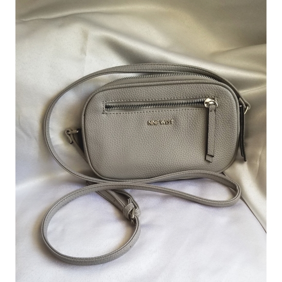 Nine West Crossbody - Picture 2 of 7